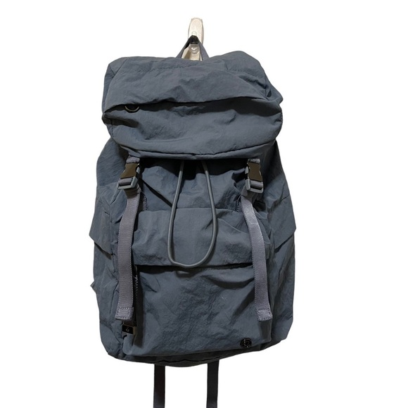 Lululemon Wanderlust Backpack 25L Blue Unisex - Picture 3 of 8